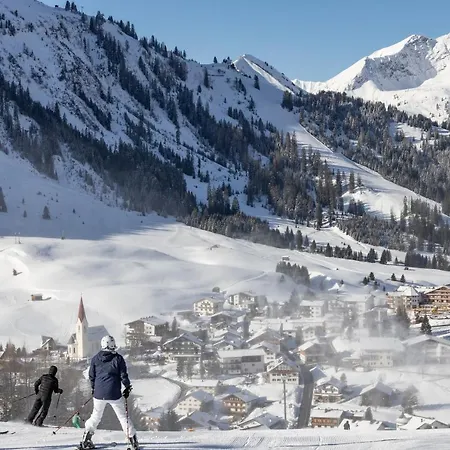 Otel Familotel Kaiserhof - Families Only Berwang