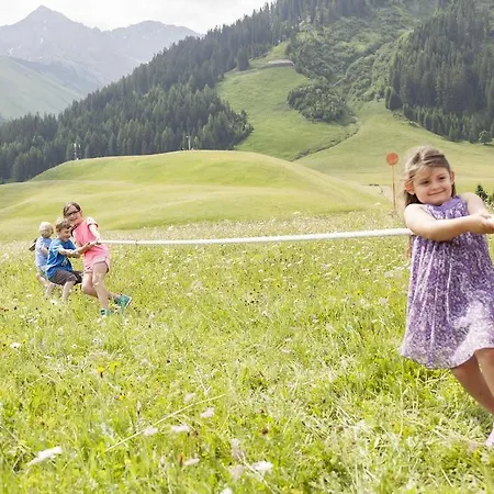 Familotel Kaiserhof - Families Only Hotel Berwang
