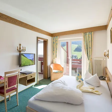 Familotel Kaiserhof - Families Only Berwang