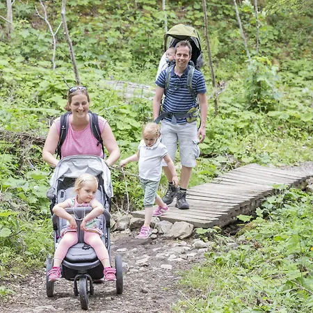 Familotel Kaiserhof - Families Only فندق بيروانغ