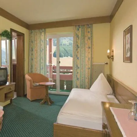 Familotel Kaiserhof - Families Only