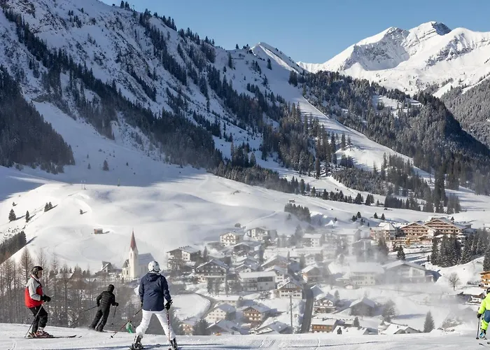 Otel Familotel Kaiserhof - Families Only Berwang