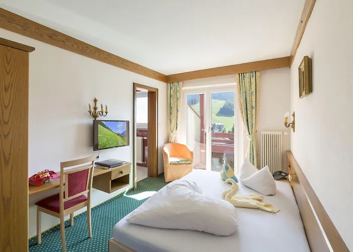 Familotel Kaiserhof - Families Only Berwang