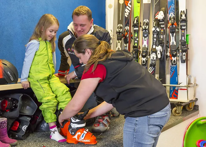 Familotel Kaiserhof - Families Only Otel