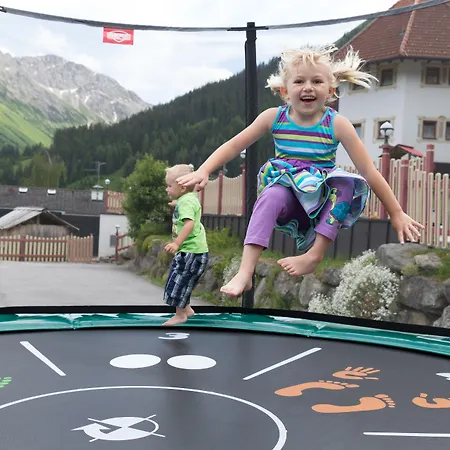 Familotel Kaiserhof - Families Only Hotel Berwang