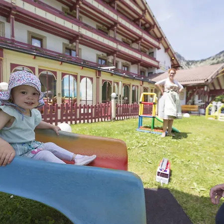 Hotel Familotel Kaiserhof - Families Only