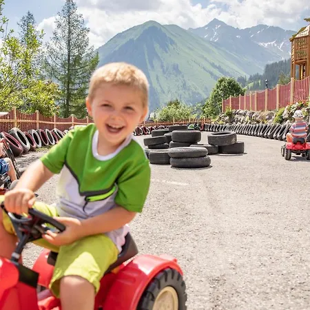 Familotel Kaiserhof - Families Only 4* Berwang