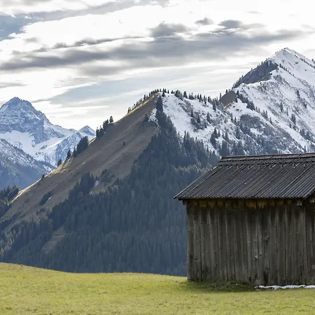 Familotel Kaiserhof - Families Only Berwang